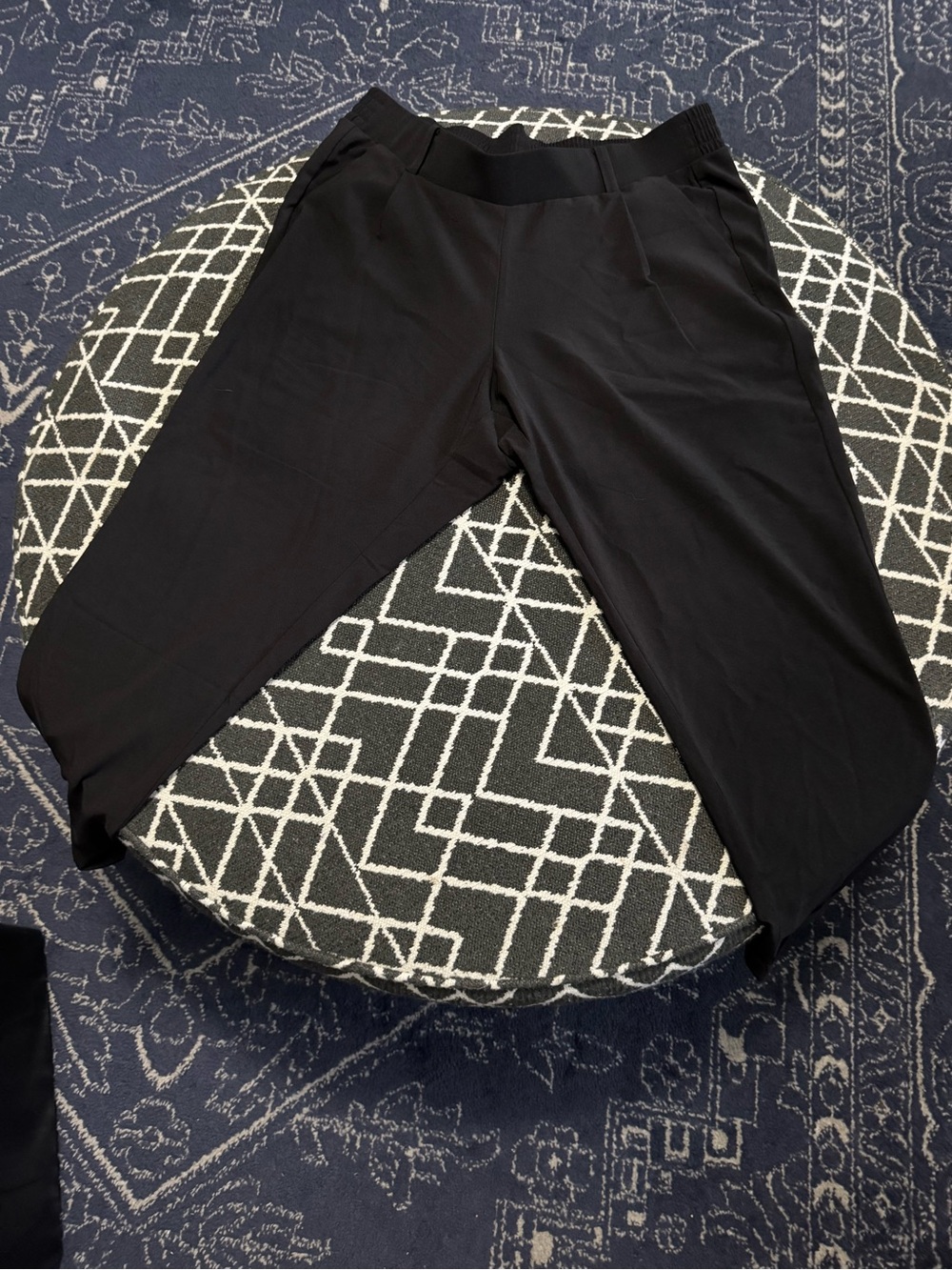 Torrid Black Crop Jogger Dress Pants Size 0 Stretch Pull On